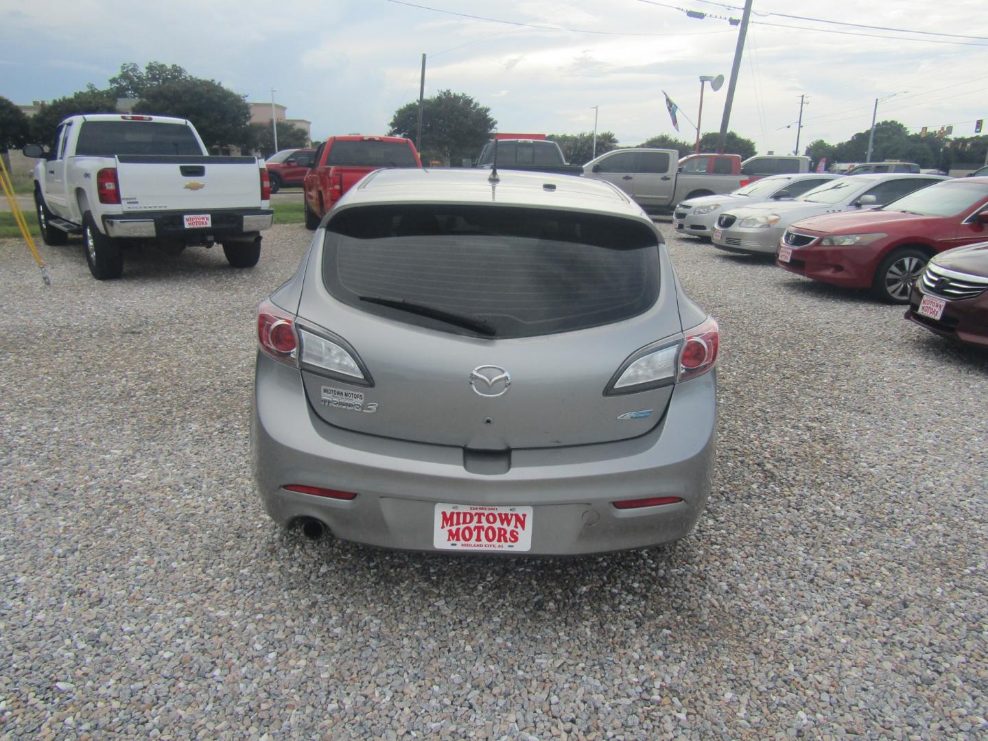 2012 Silver /Gray Mazda MAZDA3 (JM1BL1L77C1) , located at 15016 S Hwy 231, Midland City, AL, 36350, (334) 983-3001, 31.306210, -85.495277 - Photo#6